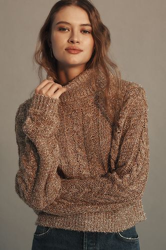 Pull à col roulé en maille câblée brillante en taille: M chez Anthropologie - Pilcro - Modalova