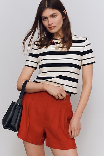Le Short Pantalon Plissé Avery par : Édition Retroussée en Red, taille: Uk 6 chez Anthropologie - Maeve - Modalova
