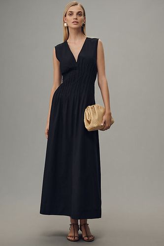 Robe Midi Plissée Sans Manches Col en V en Black taille: 7 chez Anthropologie - Maeve - Modalova