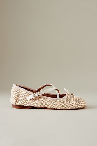 Ballerines à brides croisées en satin Zuri en Beige taille: UK 8 chez Anthropologie - Circus NY - Modalova