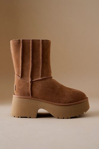 Bottes Classic Twin Seam New Heights en taille: 38 chez Anthropologie - UGG - Modalova