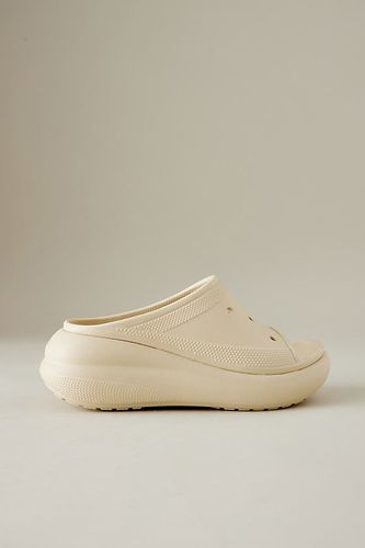 Classic Crush Slide en White taille: 39 chez Anthropologie - Crocs - Modalova