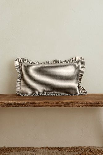 Brown Stripe Cushion chez Anthropologie - Ellenvale Interiors - Modalova