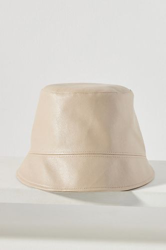 Chapeau cloche en faux cuir en White, chez - Anthropologie - Modalova