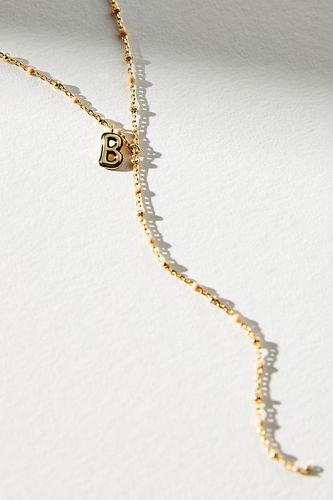 Collier à pendentif monogramme plaqué or orné de perles par - Par Anthropologie - Modalova