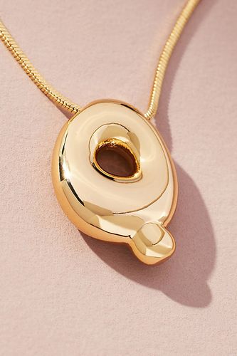 Collier plaqué or à pendentif avec monogramme bulle par - By Anthropologie - Modalova