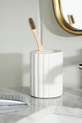 Porte-brosse à dents de bain en pierre Malou en White chez - Anthropologie - Modalova