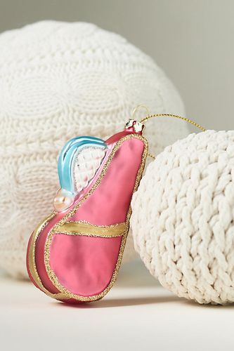 Ornement en Verre Sac de Tennis Rose en Pink chez - Anthropologie - Modalova