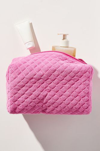 Trousse de Toilette Matelassée en Tissu Éponge en Pink chez - Anthropologie - Modalova