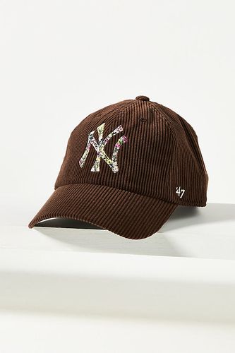 Casquette de baseball en velours côtelé Yankees Wildflowers en chez Anthropologie - '47 - Modalova