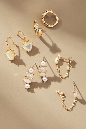 Boucles d'oreilles Huggie pierre de naissance, lot de 4 par en Beige - By Anthropologie - Modalova