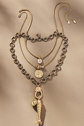 Fish Charm Necklace par en Gold - By Anthropologie - Modalova