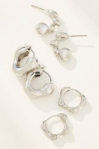 Boucles d'oreilles créoles ondulées, lot de 3 par en Silver - By Anthropologie - Modalova