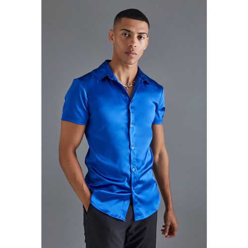 Chemise satinée cintrée à manches courtes - Boohooman - Modalova