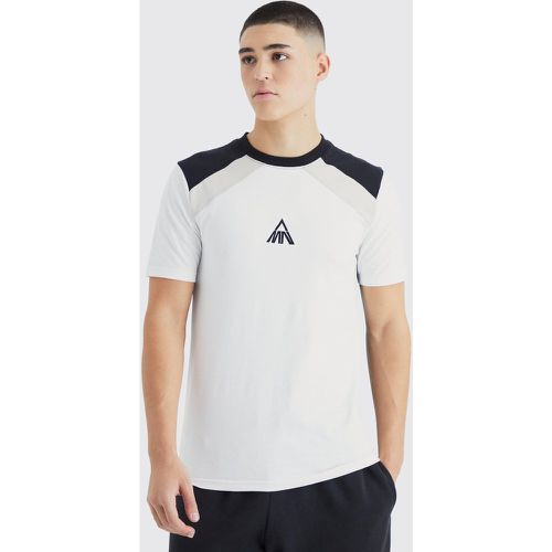 T-shirt moulant color block - MAN - Boohooman - Modalova