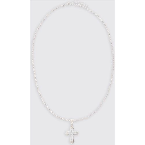 Iced Cross Pendant Necklace In Silver - Boohooman - Modalova