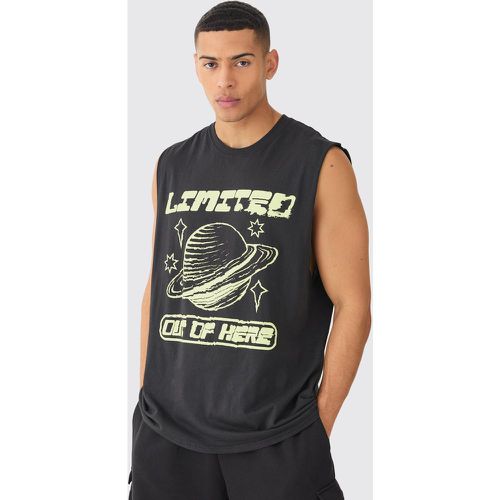 Oversized Planet Graphic vest - Boohooman - Modalova