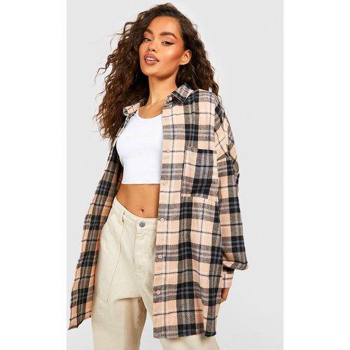 Chemise À Carreaux Oversize - boohoo - Modalova