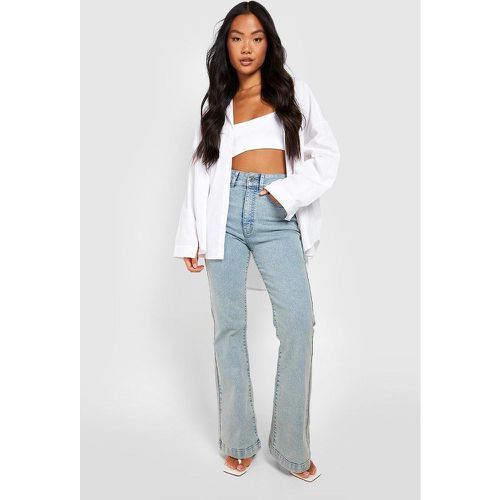 Petite" - Jean Flare À Taille Haute - boohoo - Modalova