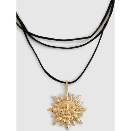 Sun & Moon Rope Necklace - boohoo - Modalova