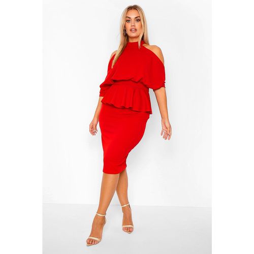 Grande Taille - Robe Mi-Longue Péplum À Épaules Dénudées - boohoo - Modalova