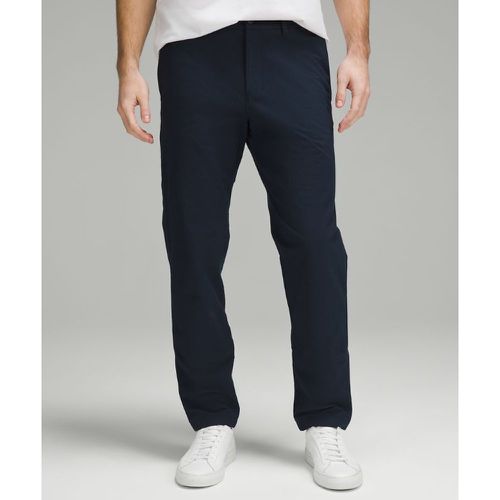 – Pantalon chino ABC coupe classique Coton VersaTwill extensibles – 86 cm – Bleu – Taille 29 - lululemon - Modalova