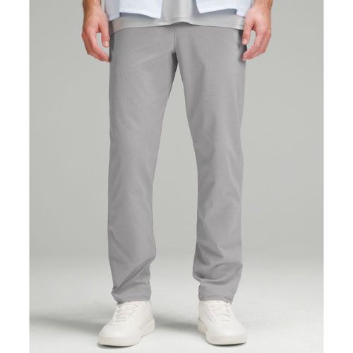 – Pantalon chino ABC coupe classiques – 81 cm – Gris – Taille 28 - lululemon - Modalova