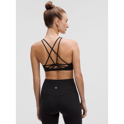 – Soutien-gorge de yoga à multiples bretelles et encolure dégagée en Nulu Maintien léger, bonnets A/Bs – Taille 10 - lululemon - Modalova