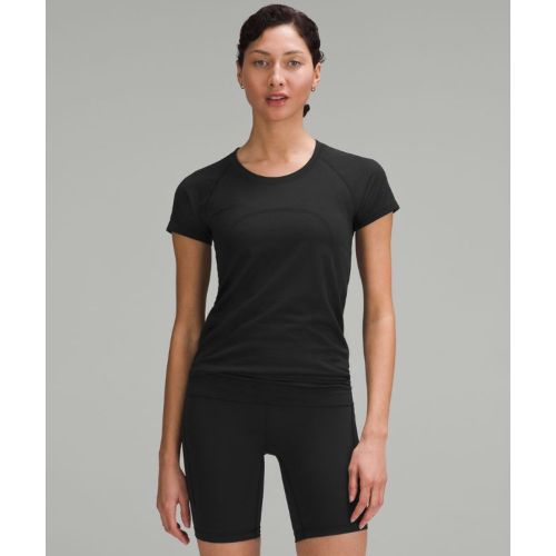 – T-Shirt Swiftly Tech 2.0 Longueur hanches – Noir - lululemon - Modalova