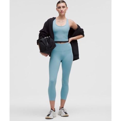 Donnez-vous à fond, sans surchauffer. Conçus en Everlux™, les vêtements de la collection Wunder Train laissent circuler l’air et sèchent rapid - 156503119 - Modalova