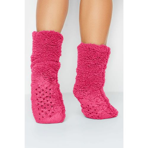 Pink Fluffy Slipper Socks - Yours - Modalova