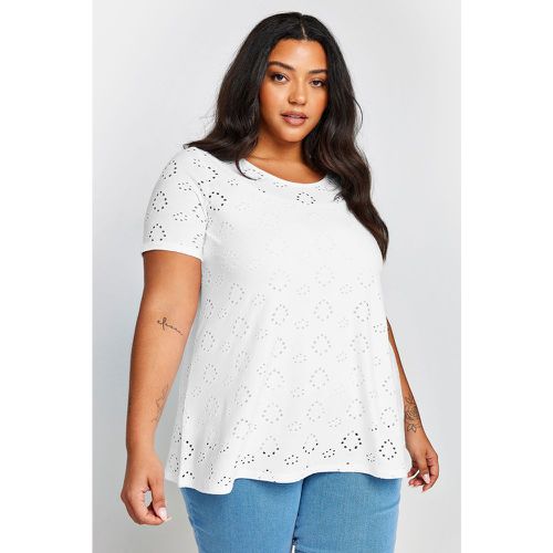 Tshirt Broderie Anglaise En Jersey , Grande Taille & Courbes - Yours - Modalova
