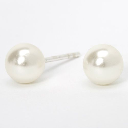 Clous d’oreilles perles d'imitation 6 mm en argent - Claire's - Modalova