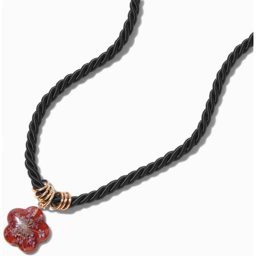 Collier en cordon épais à pendentif fleur séchée rouge - Claire's - Modalova