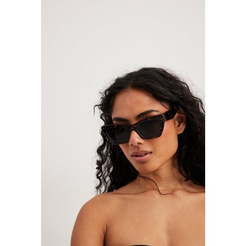Grandes lunettes de soleil carrées - Brown - NA-KD Accessories - Modalova