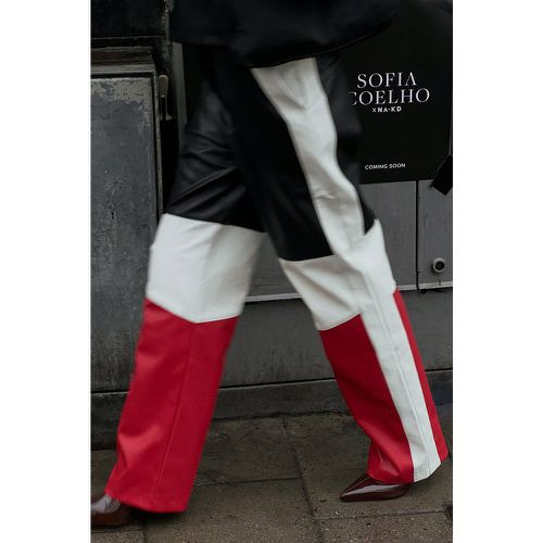 Pantalon taille haute en similicuir - Multicolor - Sofia Coelho x NA-KD - Modalova
