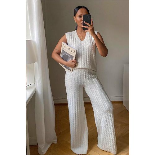 Gilet en maille avec col en V - Offwhite - Handpicked x NA-KD - Modalova