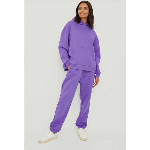 Pantalon de survêtement fuselé bio - Purple - NA-KD Basic - Modalova