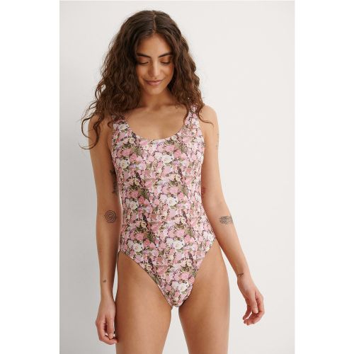 Maillot de bain jambe échancrée - Flower - NA-KD Swimwear - Modalova
