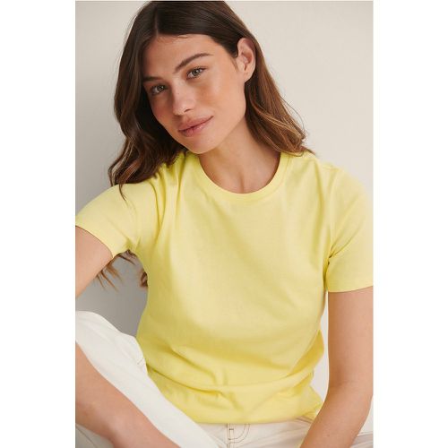 T-shirt à col rond en coton biologique - Yellow - NA-KD Basic - Modalova