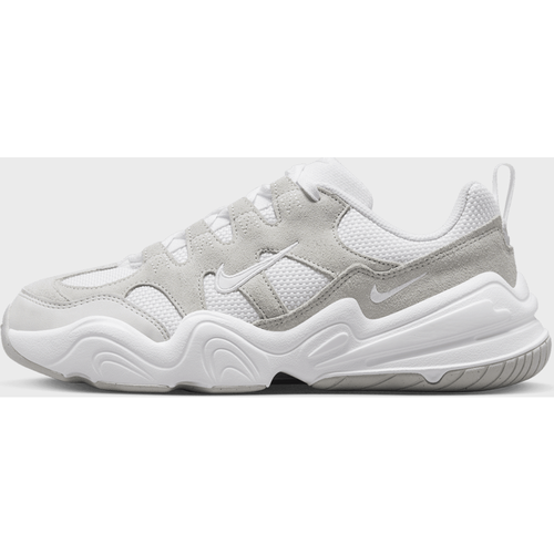 WMNS Tech Hera, , Footwear, white/white/summit white/photon dust, taille: 37.5 - Nike - Modalova