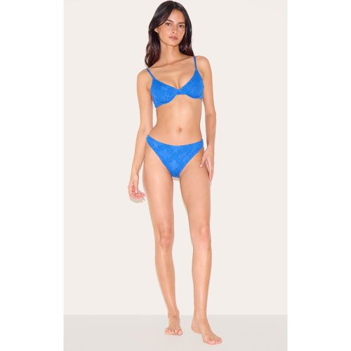 Bas de maillot de bain échancré fleuri texturé - PrettyLittleThing - Modalova