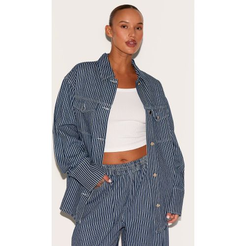 Plus Veste en jean à fines rayures - PrettyLittleThing - Modalova