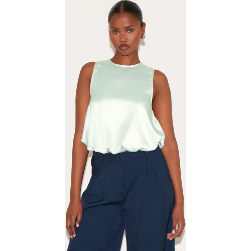 Top satiné à ourlet bouffant - PrettyLittleThing - Modalova