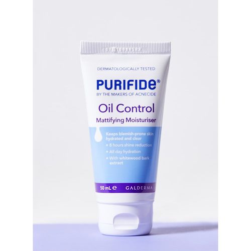 Purifide By Acnecide Oil Control Hydratant matifiant 50ml - PrettyLittleThing - Modalova