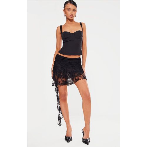 Petite Jupe-short en dentelle froncée - PrettyLittleThing - Modalova