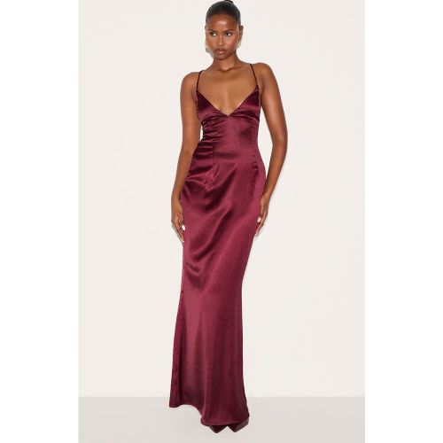 Robe longue satinée à nouer dans le dos - PrettyLittleThing - Modalova