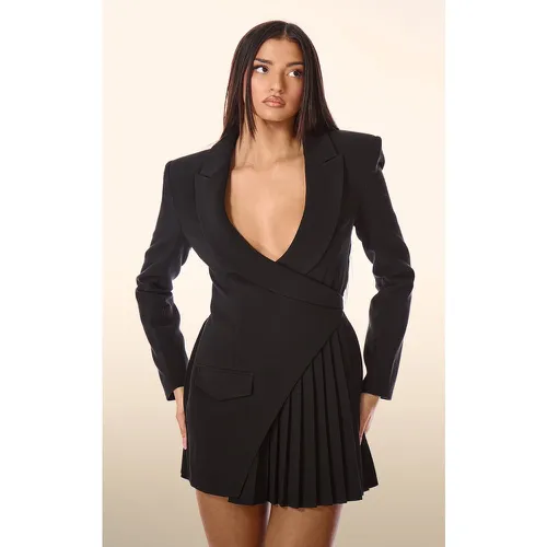 Label PLT Robe blazer asymétrique plissée - PrettyLittleThing - Modalova