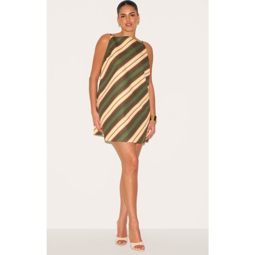 Plus Robe trapèze à rayures - PrettyLittleThing - Modalova