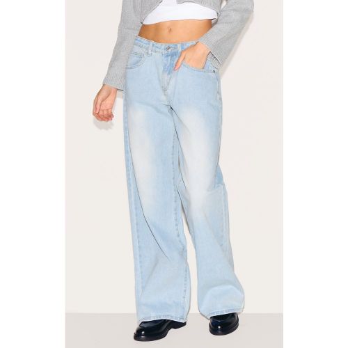 Jean boyfriend à taille basse - PrettyLittleThing - Modalova
